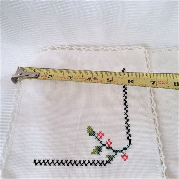 4 VTG Amish Linen Luncheon Napkins Crosstitch Flower Scalloped Edge Handmade - Picture 3 of 6